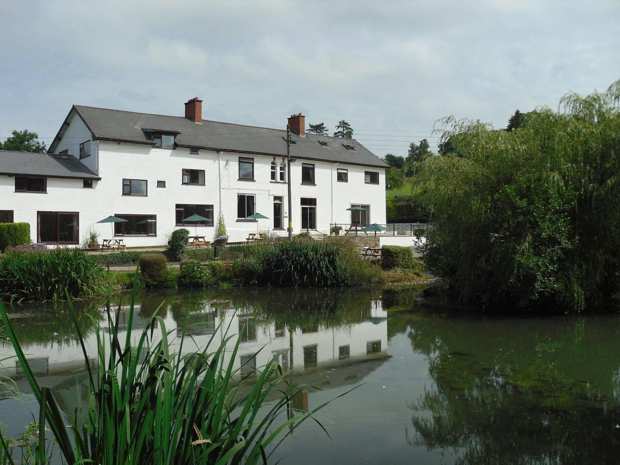 Three Wells B&B Llandrindod Wells Exterior photo